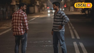 शस्त्राचा धाक दाखवून लुटलं (AI Image) शस्त्राचा धाक दाखवून लुटलं (AI Image)