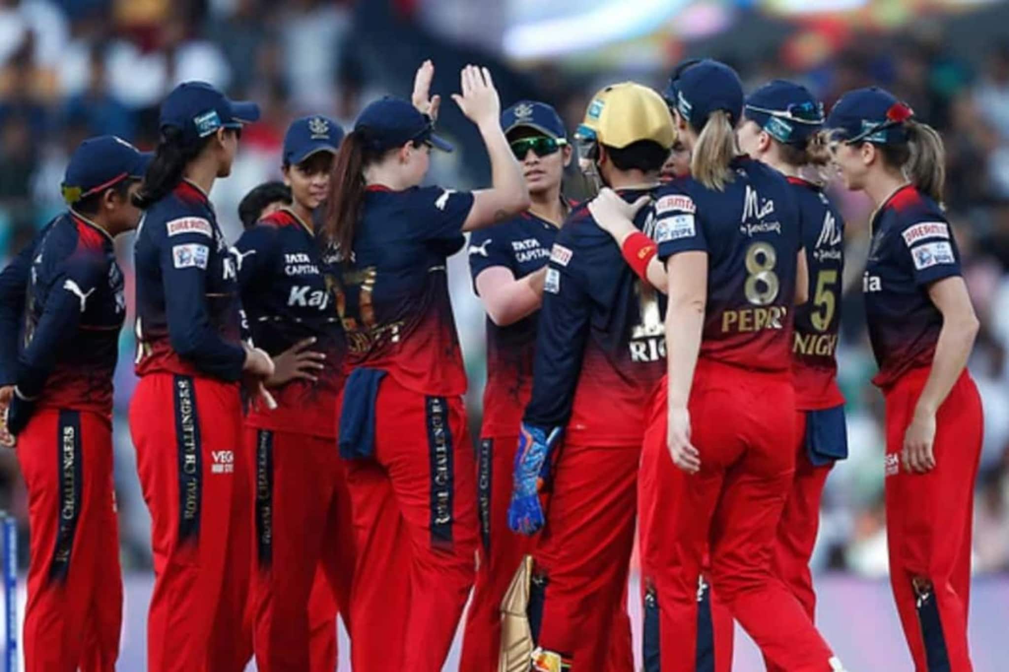 WPL 2026 : महाराष्ट्राच्या पोरीने अख्खी मॅच फिरवली, स्मृती मानधनाला हारलेली मॅच