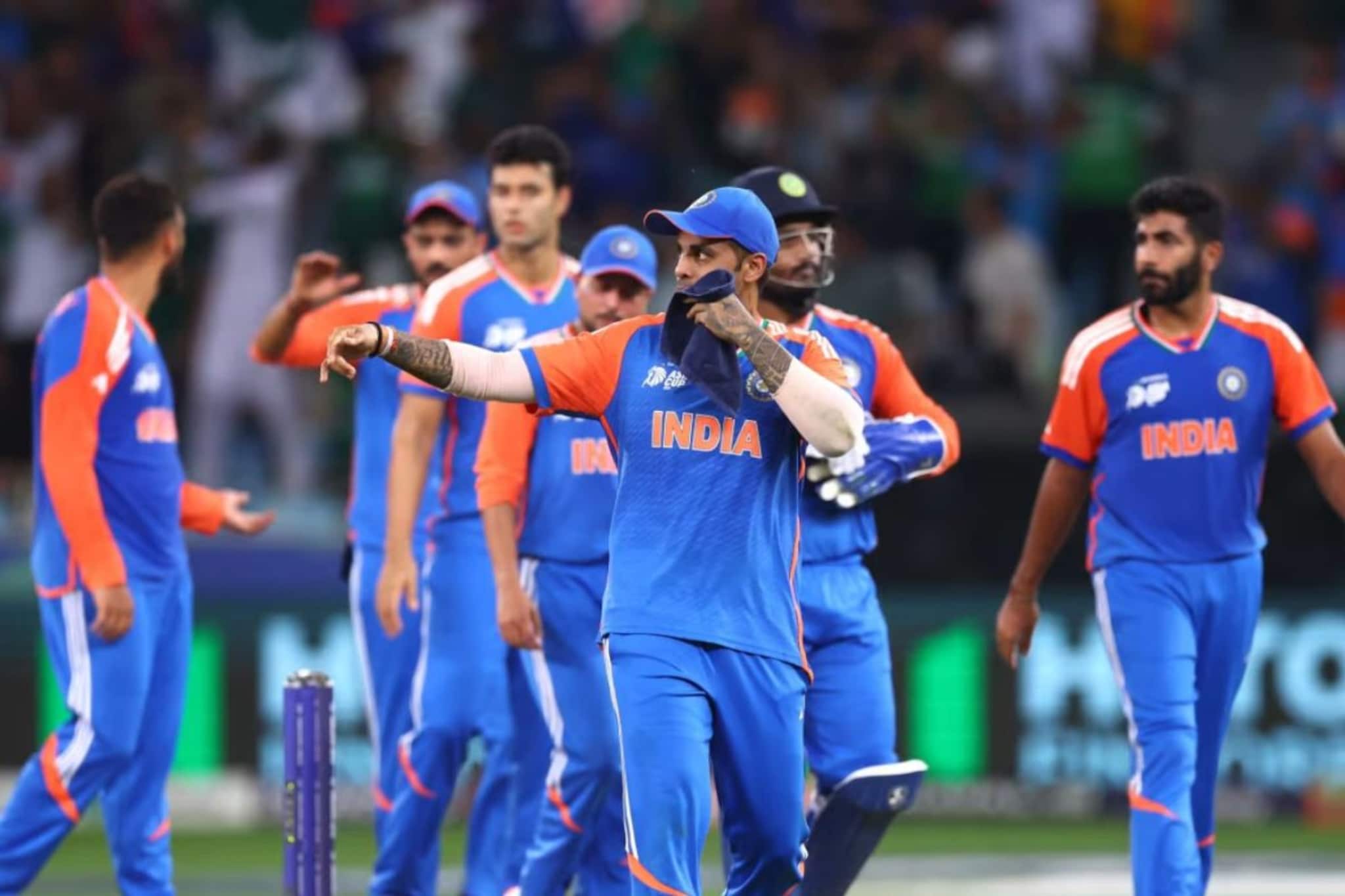 टीम इंडियात 10 जागा फिक्स, एका जागेसाठी दोघांमध्ये रेस, T20 मध्ये चौघांना डच्चू!