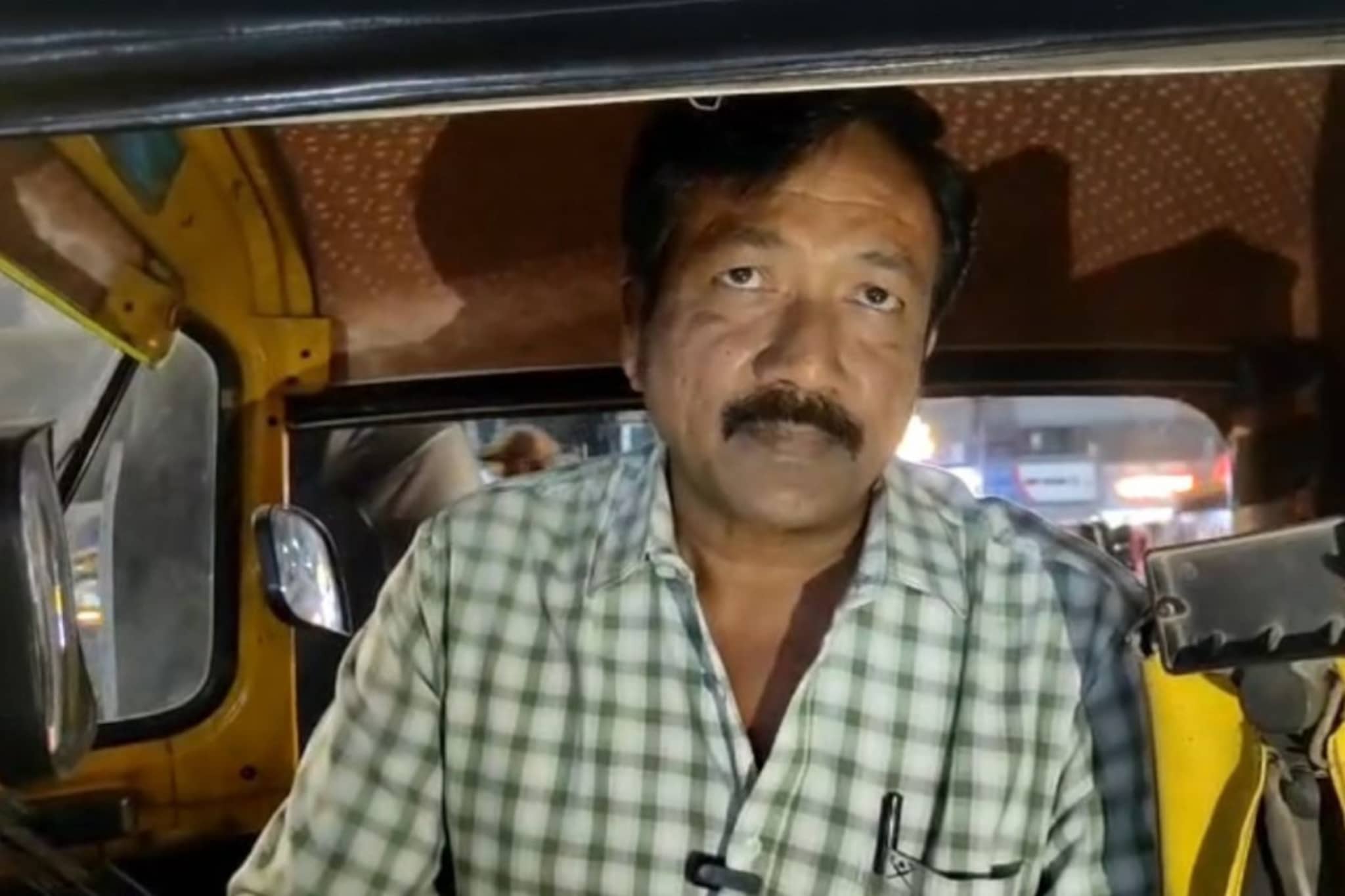 ठाण्याच्या राजकारणात आणखी एका रिक्षावाल्याची एन्ट्री, निवडणुकीतला जाएंट किलर!