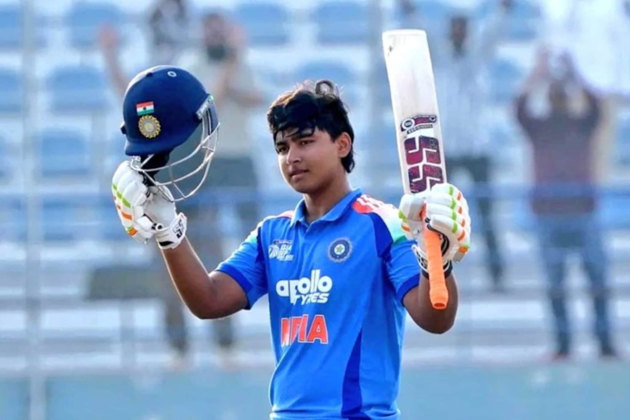 6,6,6,6,6,6,6,6 फक्त सिक्स मारून अर्धशतक ठोकलं, वैभवच्या वादळाचा आफ्रिकेला तडाखा