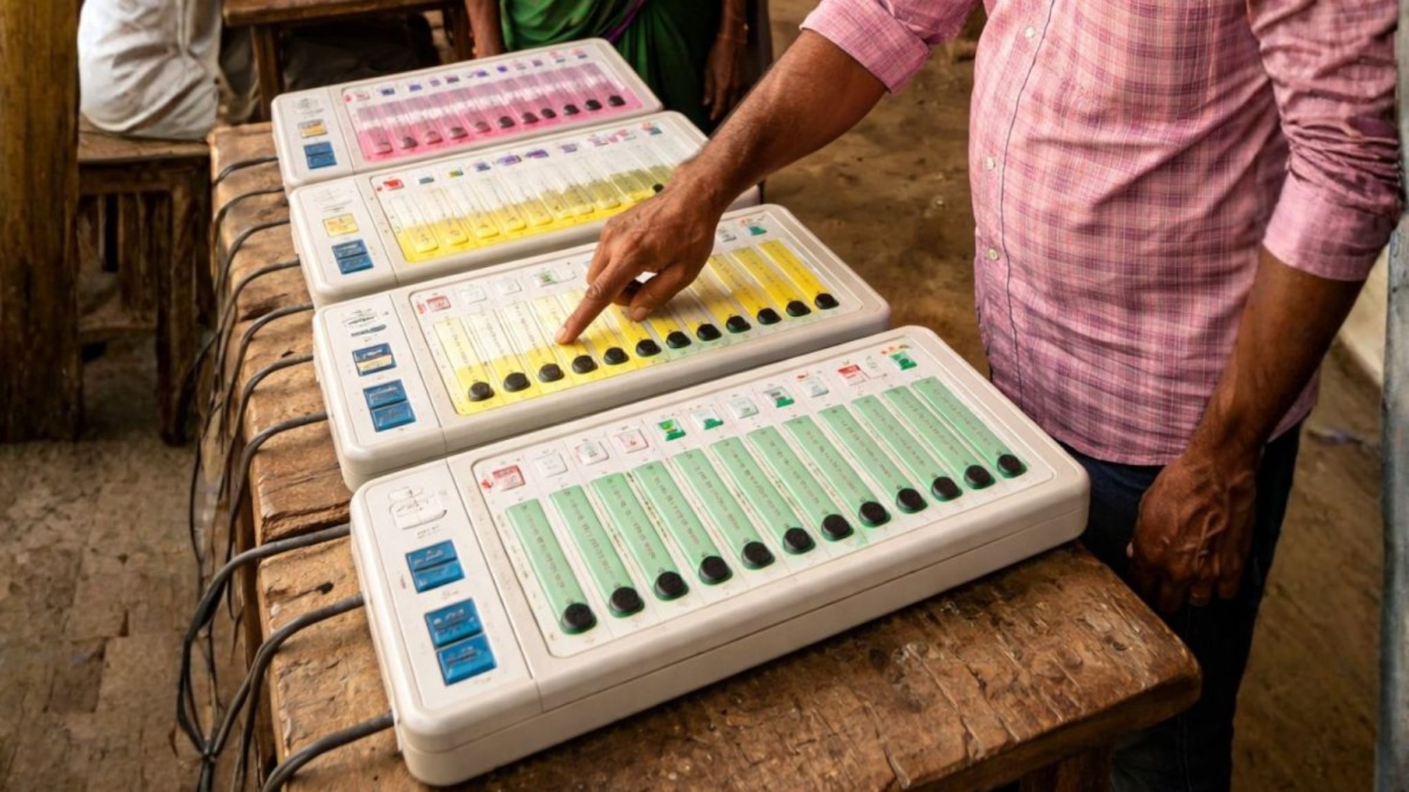 चार मते कशी द्यायची? गोंधळून जाऊ नका, मतदान कसं करायचं ते समजून घ्या