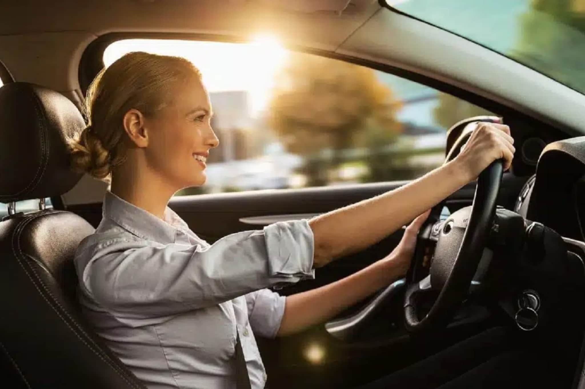 हिवाळ्यात कार ड्रायव्हिंग सुरक्षित असावी असं वाटतंय? कारमध्ये हे 5टूल्स आजच आणा