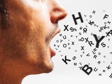 'व' उच्चार होणाऱ्या शब्दांसाठी इंग्रजीत W लिहायचा की V, तुम्हाला माहितीय उत्तर? 'व' उच्चार होणाऱ्या शब्दांसाठी इंग्रजीत W लिहायचा की V, तुम्हाला माहितीय उत्तर?