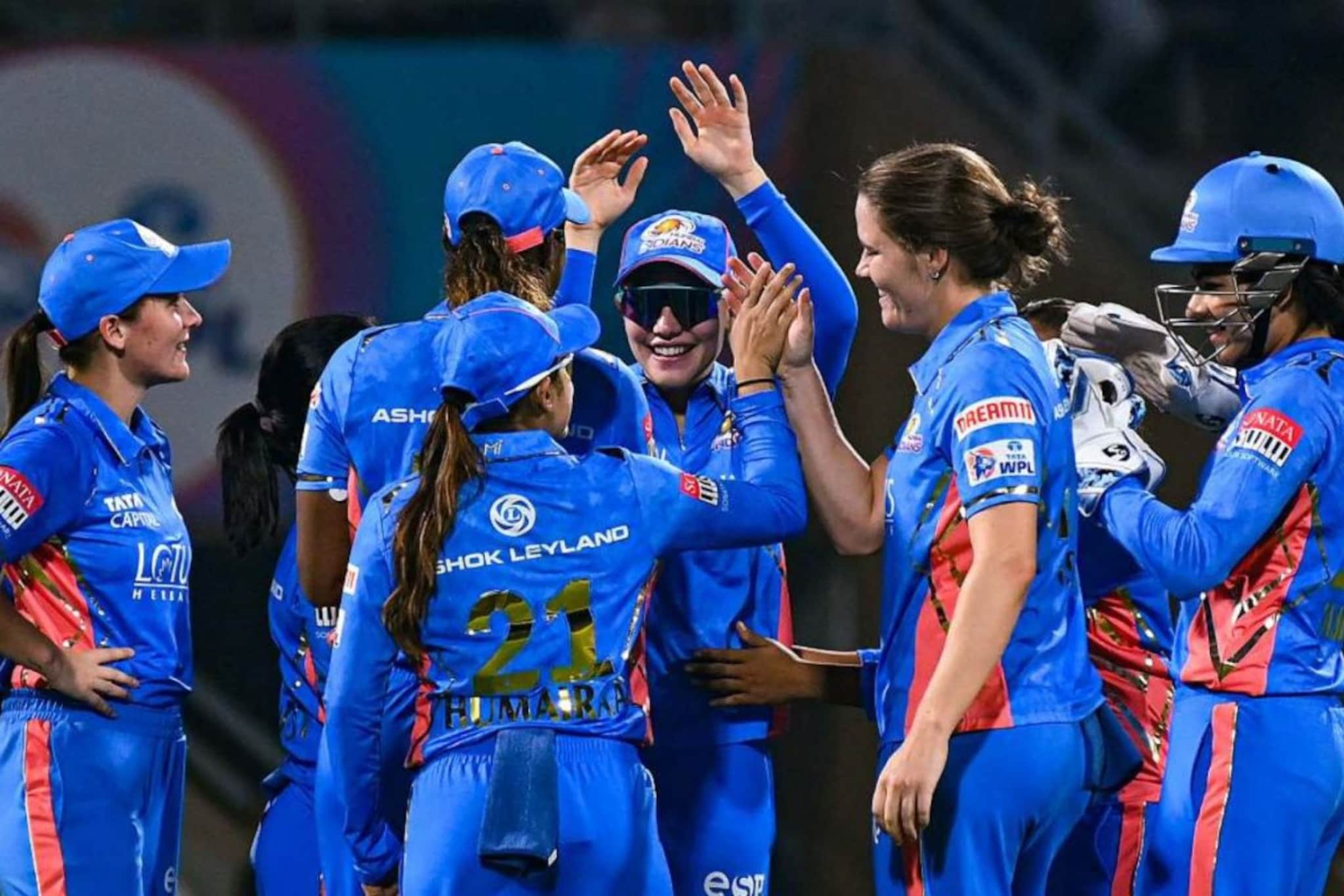 WPL च्या चाहत्यांना धक्का, नवी मुंबईच्या 3 सामन्यांमध्ये प्रेक्षकांना नो एन्ट्री WPL च्या चाहत्यांना धक्का, नवी मुंबईच्या 3 सामन्यांमध्ये प्रेक्षकांना नो एन्ट्री