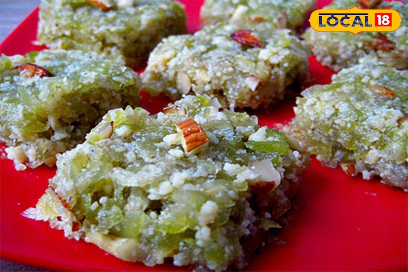 दुधी भोपळा हा सामान्यतः भाजी म्हणून ओळखला जातो, परंतु त्यापासून बनवलेल्या मिठाई चव आणि आरोग्याच्या दृष्टीनेही उत्कृष्ट असतात. दुधी भोपळा बर्फी ही अशीच एक पारंपारिक गोड, हलकी, पचण्यास सोपी आणि पौष्टिक असते. विशेष म्हणजे ती बनवण्यासाठी जास्त साहित्य किंवा मेहनत लागत नाही.