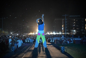 मॅग्झिनमधल्या फोटोने नशीबला कलाटणी, रातोरात स्टार झालेल्या अभिनेत्रीने सोडली इंड