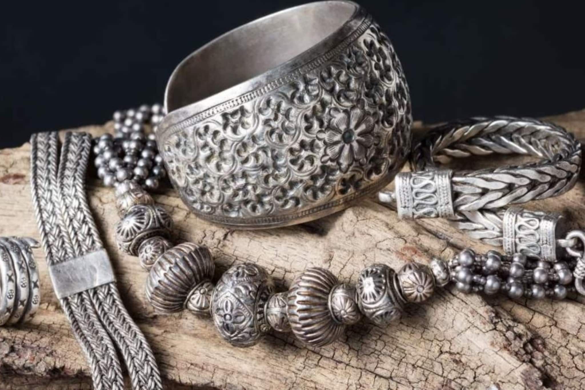 चांदीच्या किमतीत होणार मोठी उलथापालथ! 500000 लाखांवर जाणार दर?