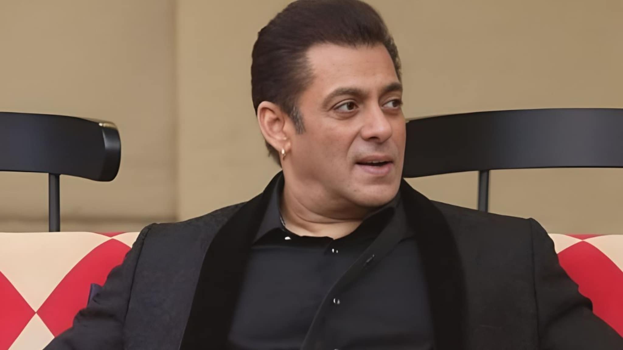 Salman Khan : बॉलिवूड स्टार्सनी नाकारलं, त्याच्यासोबत सलमान खानने केलं काम; हिरोला झाला होता एड्स