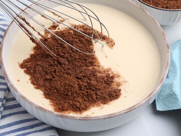 गोड खायचंय पण साखर नको? बनवा हा 'नो शुगर' रागी मोचा मिल्क केक! झटपट होईल तयार