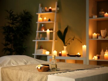 रिलॅक्सींग Spa चा अनुभव घ्यायचाय, तोही घरी आणि कमी खर्चात? या 10 टिप्स करा फॉलो