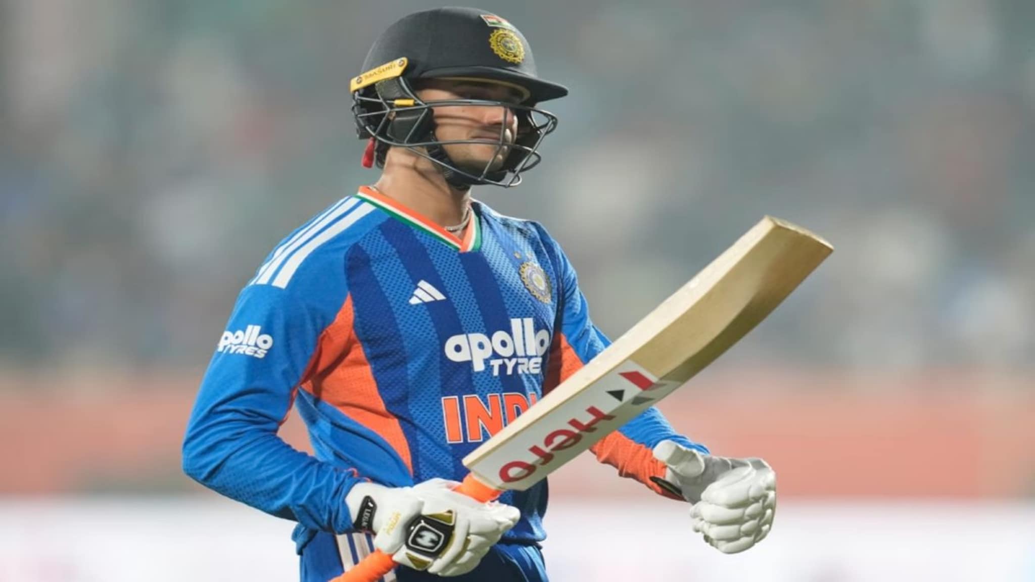 टीम इंडियाला मोठा धक्का, स्टार ओपनर अभिषेक शर्मा तडकाफडकी रुग्णालयात दाखल, कारण काय?