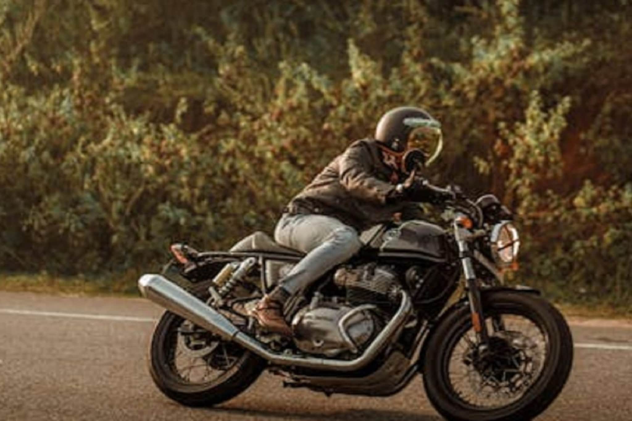 Bike Tips: सकाळी बाईक स्टार्ट करताच 99% लोक करतात ही चूक! तुम्हीही करता का? Bike Tips: सकाळी बाईक स्टार्ट करताच 99% लोक करतात ही चूक! तुम्हीही करता का?