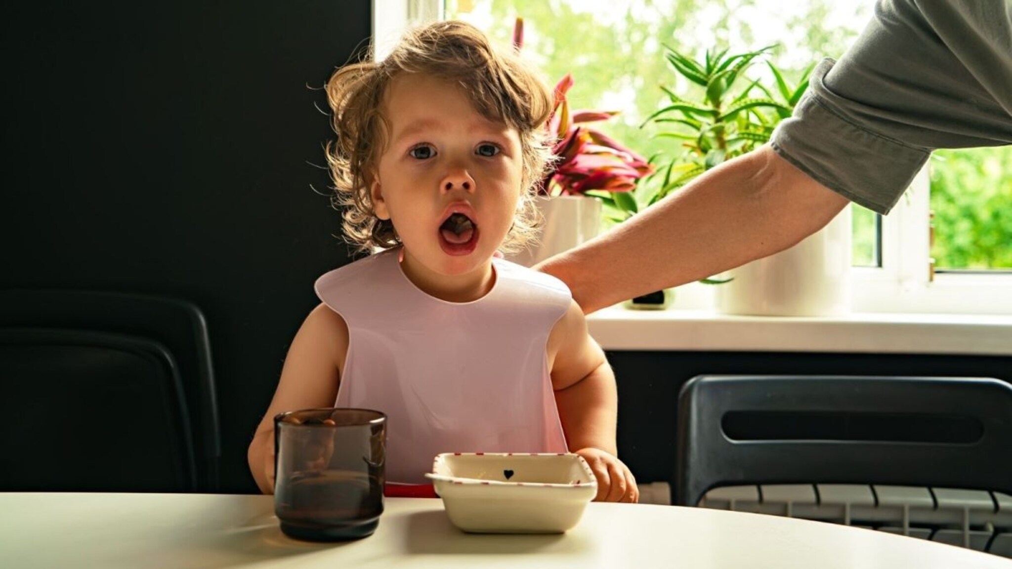 चिमुकल्याने बदाम गिळलं, करावी लागली सर्जरी; मुलांच्या घशात काही अडकल्यावर लगेच काय करायचं? डॉक्टरांचा VIDEO