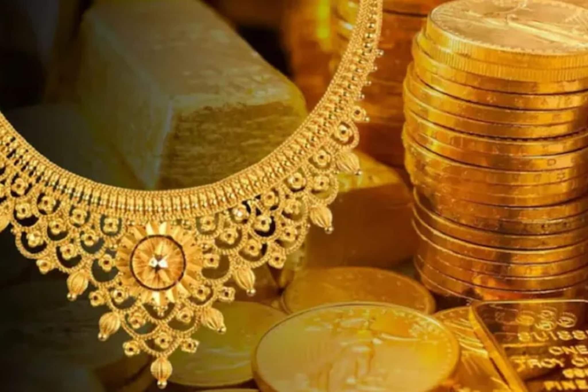 Gold Price Today:सोन्यात तेजी कायम! चांदीचा भाव झाला कमी, पाहा आजचा रेट काय