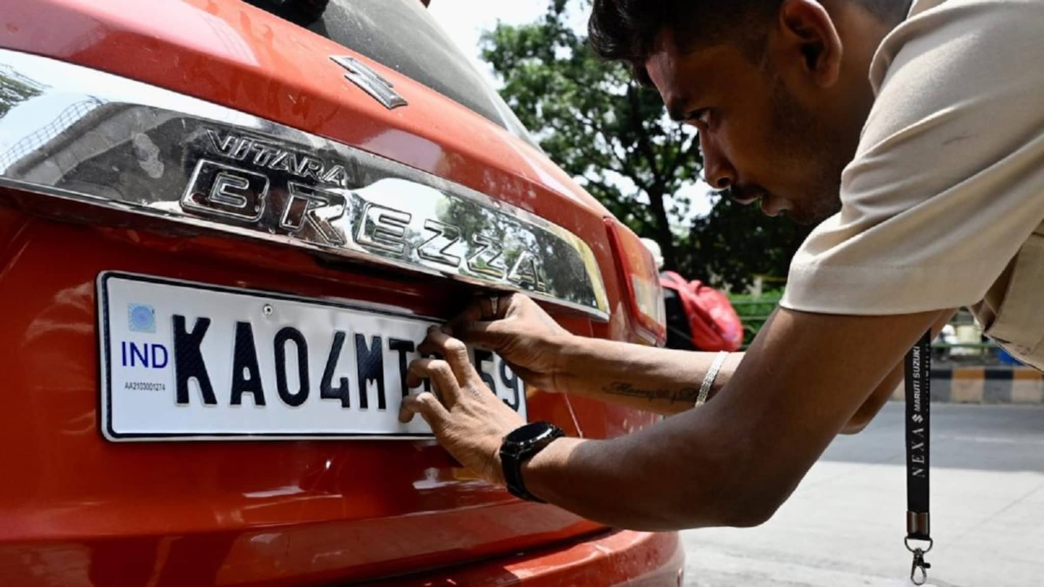 HSRP नंबरप्लेट बसवण्याची मुदत काय? यानंतर मिळणार नाही एकही संधी