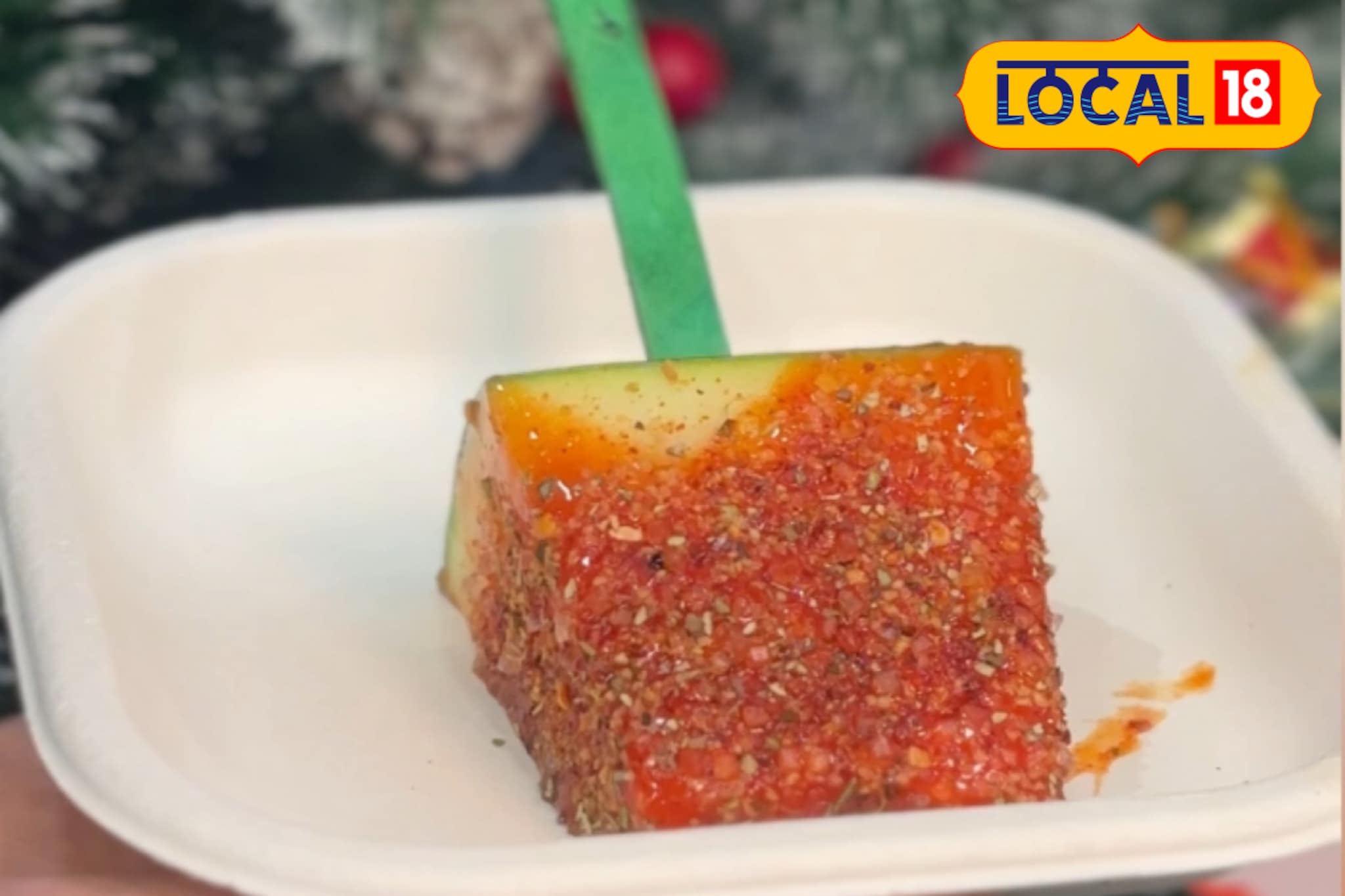 गोड नाही तर तिखट, हटके मसालेदार कलिंगड, मुंबईत इथं चाखा चवं, Video