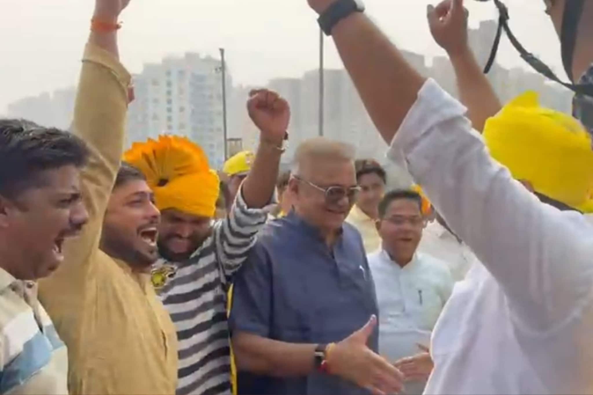 टायगर अभी जिंदा है..हितेंद्र ठाकुरांची रॉयल एन्ट्री, घोषणांनी महापालिका दुमदुमली