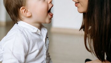 बापरे! दीड वर्षांच्या मुलाने 'हल्क'ला गिळलं; रिपोर्ट पाहून डॉक्टरही धक्क्यात