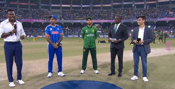 कॉमेंट्री बॉक्समधून नावाची घोषणा, तरी रवि शास्त्री का आले नाही? टॉसआधी काय घडलं?