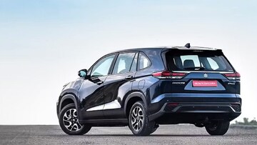 'या' 7-सीटर MPVवर मिळतंय 2.15 लाखांचं डिस्काउंट! देते 23.24 KM मायलेज