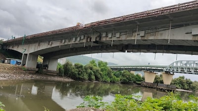 ठाणे-नाशिक यात्रा होगी सुगम: नया साकेत पुल तैयार, जल्द खुलेगा यातायात के लिए.