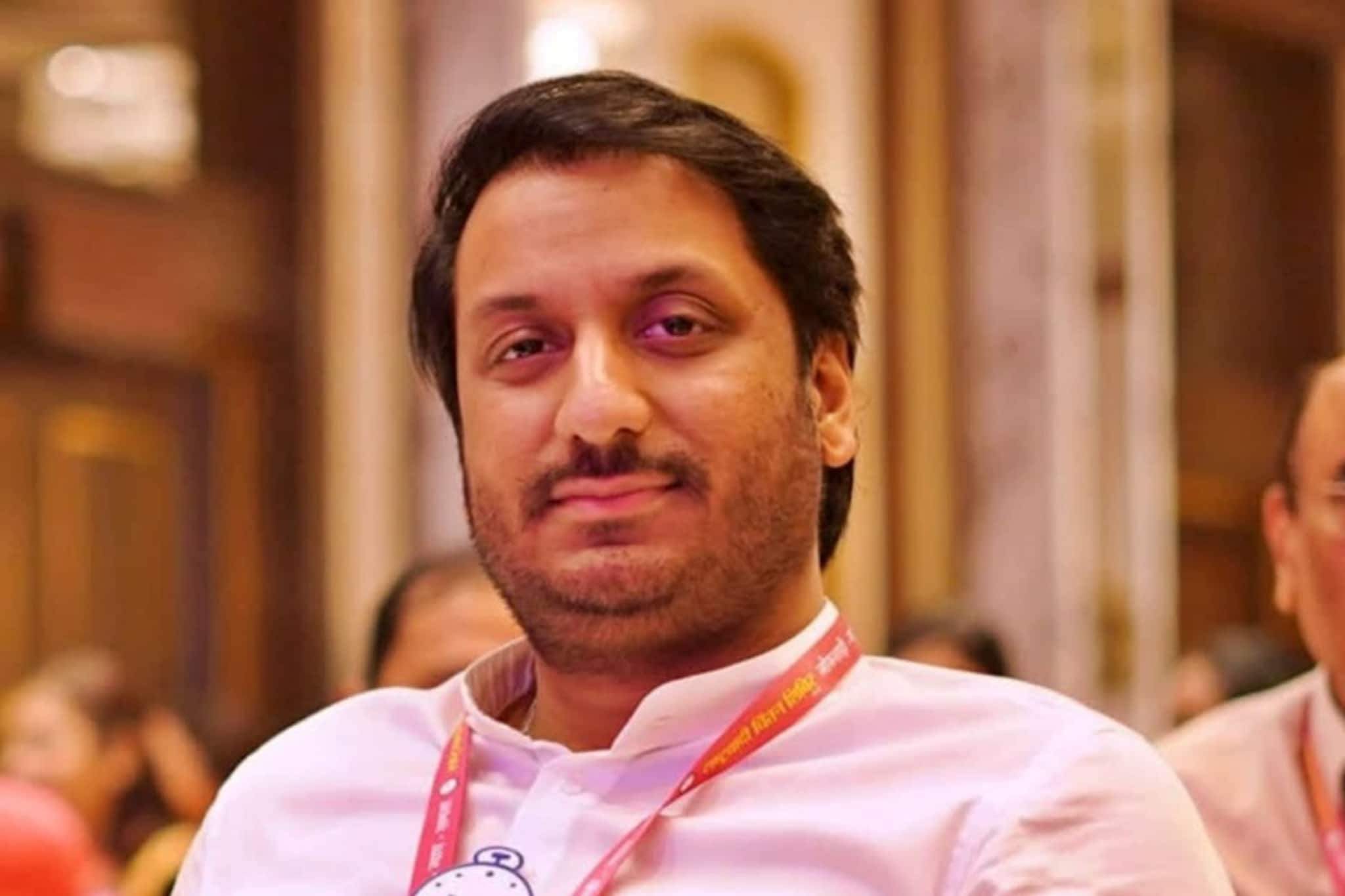 १८०० कोटींचा जमीन घोटाळा, दोन बड्या अधिकाऱ्यांचा बळी जाणार, पार्थ पवारांचं काय?