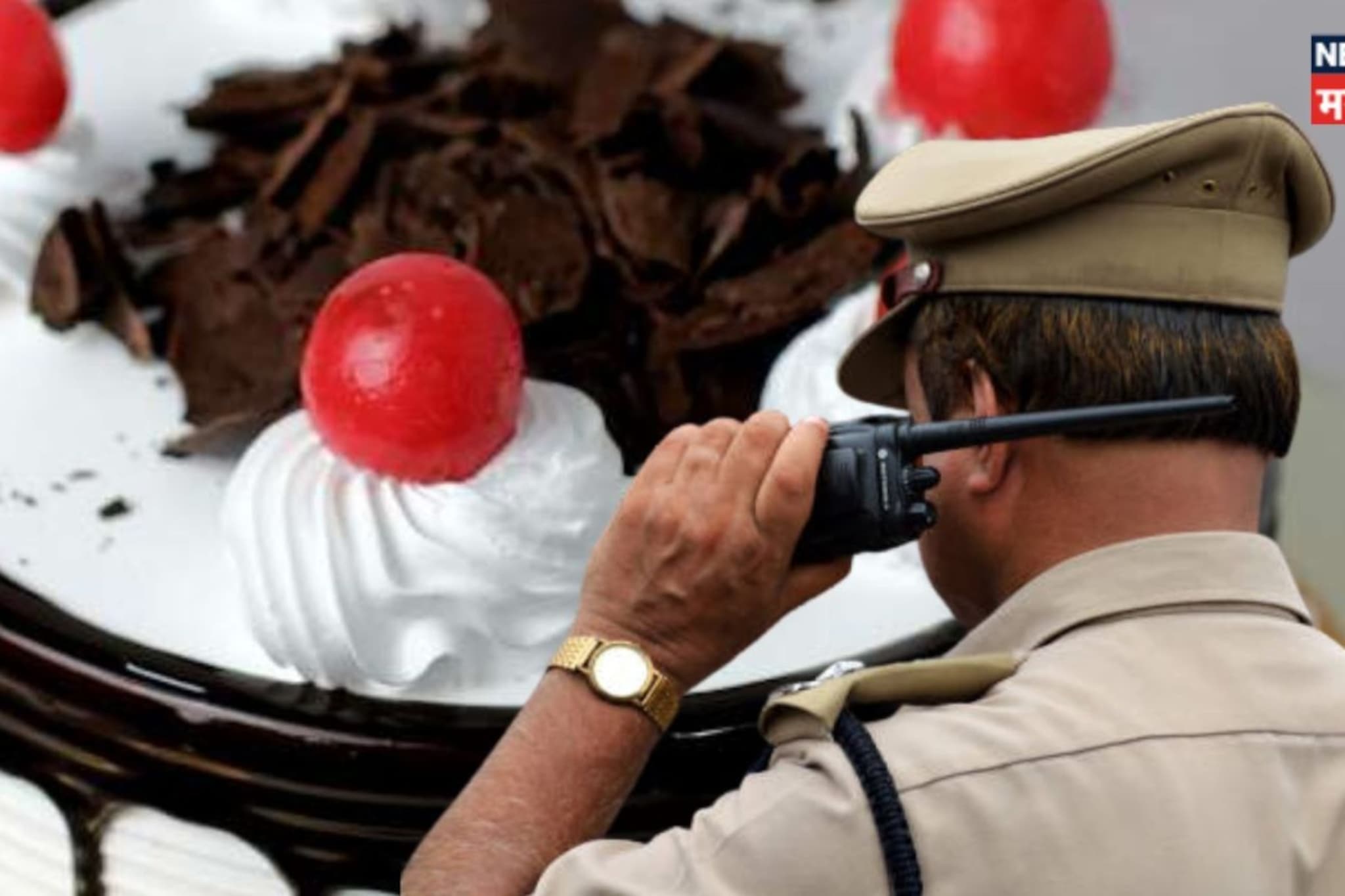 'बड्डे हाय भावाचा...', तलवारीने केक कापणाऱ्या गुंडांना पोलिसांनी दाखवला इंगा