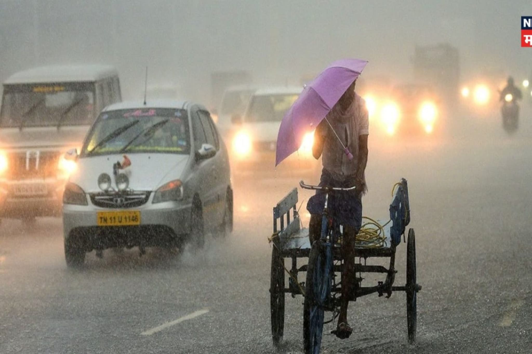 छत्रीसोबतच घेऊन फिरा! 24 तासांत 5 जिल्ह्यांवर गारपिटीचं संकट, स्कायमेटकडून अलर्ट छत्रीसोबतच घेऊन फिरा! 24 तासांत 5 जिल्ह्यांवर गारपिटीचं संकट, स्कायमेटकडून अलर्ट