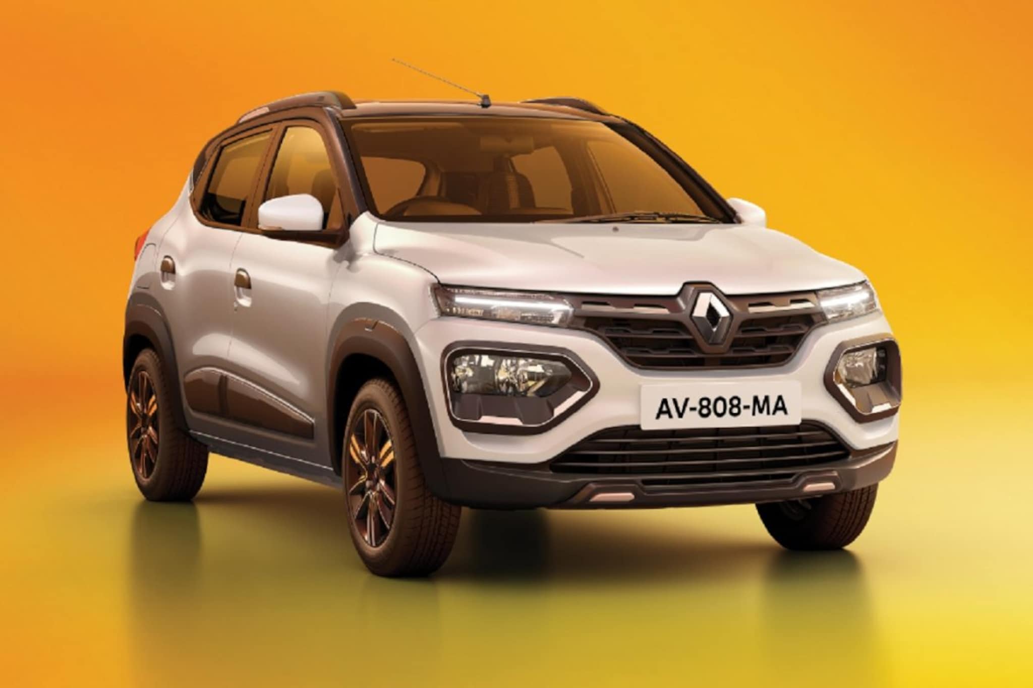 देशातील सर्वात स्वस्त 7-सीटर कारवर 60 हजारांचं डिस्काउंट!लिस्टमध्ये कोणत्या कार?