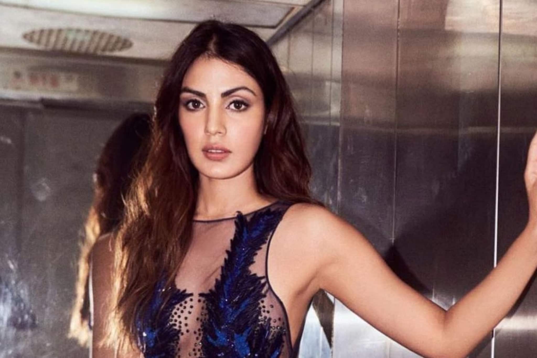 सुशांतची आत्महत्या, इंडस्ट्रीतून बॉयकॉट; 7वर्षांनी रिया चक्रवर्तीचं जबरदस्त कमबॅ