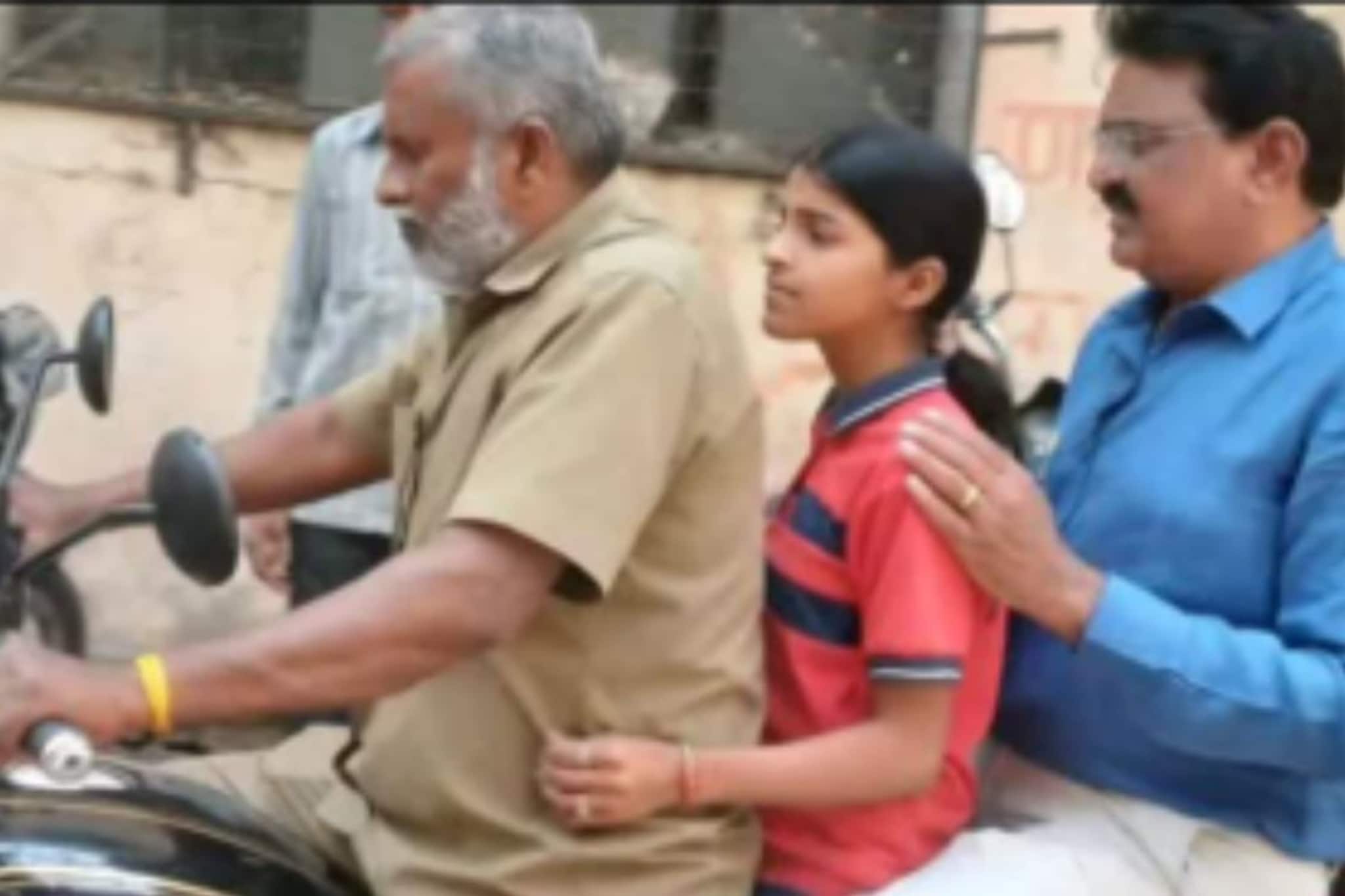 बापाचं स्वप्न की अंत्यविधी? काळजावर दगड ठेवून लेक परीक्षेला बसली