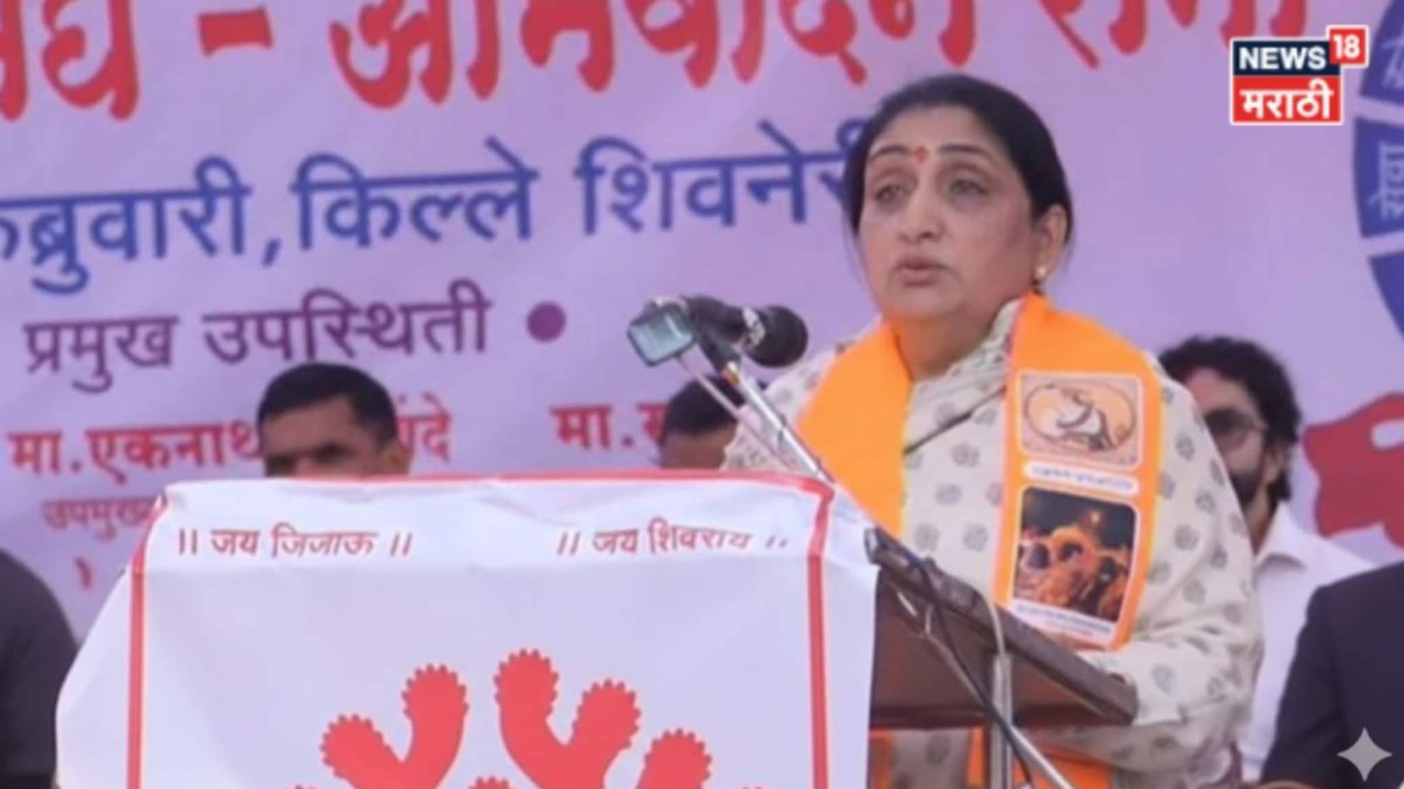 'तुम्हाला शब्द देते..', शिवरायांच्या साक्षीनं सुनेत्रा पवारांचं पहिलं भाषण