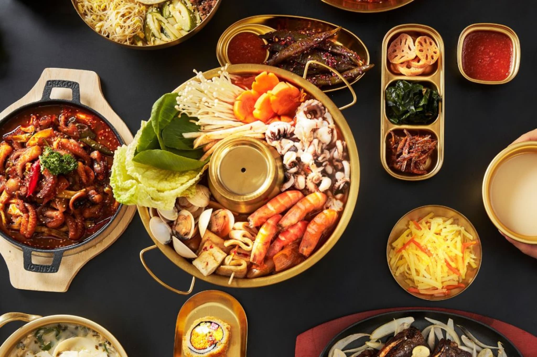 Thirst : बाहेरचं अन्न खाऊन तहान जास्त लागते ? समजून घेऊया नेमकं काय घडतं ?