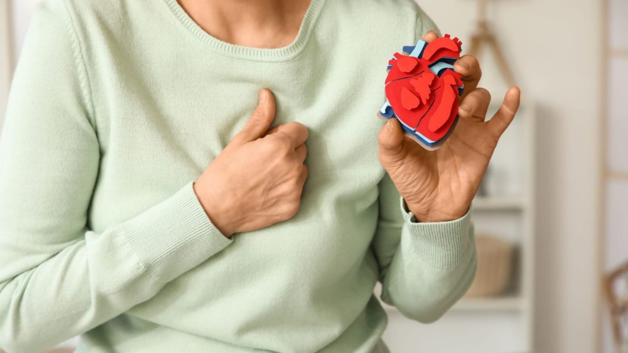 Heart Care : कोणतीही लक्षणं नसतानाही हृदयविकाराचा धोका असतो ? जाणून घेऊया कारणं, कोणते बदल करणं आहे आवश्यक