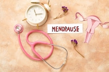Menopause : महिलांच्या आयुष्यातला महत्त्वाचा काळ, रजोनिवृत्तीचा मेंदूवरही होतो परिणाम, वाचा संशोधनातली महत्त्वाची माहिती