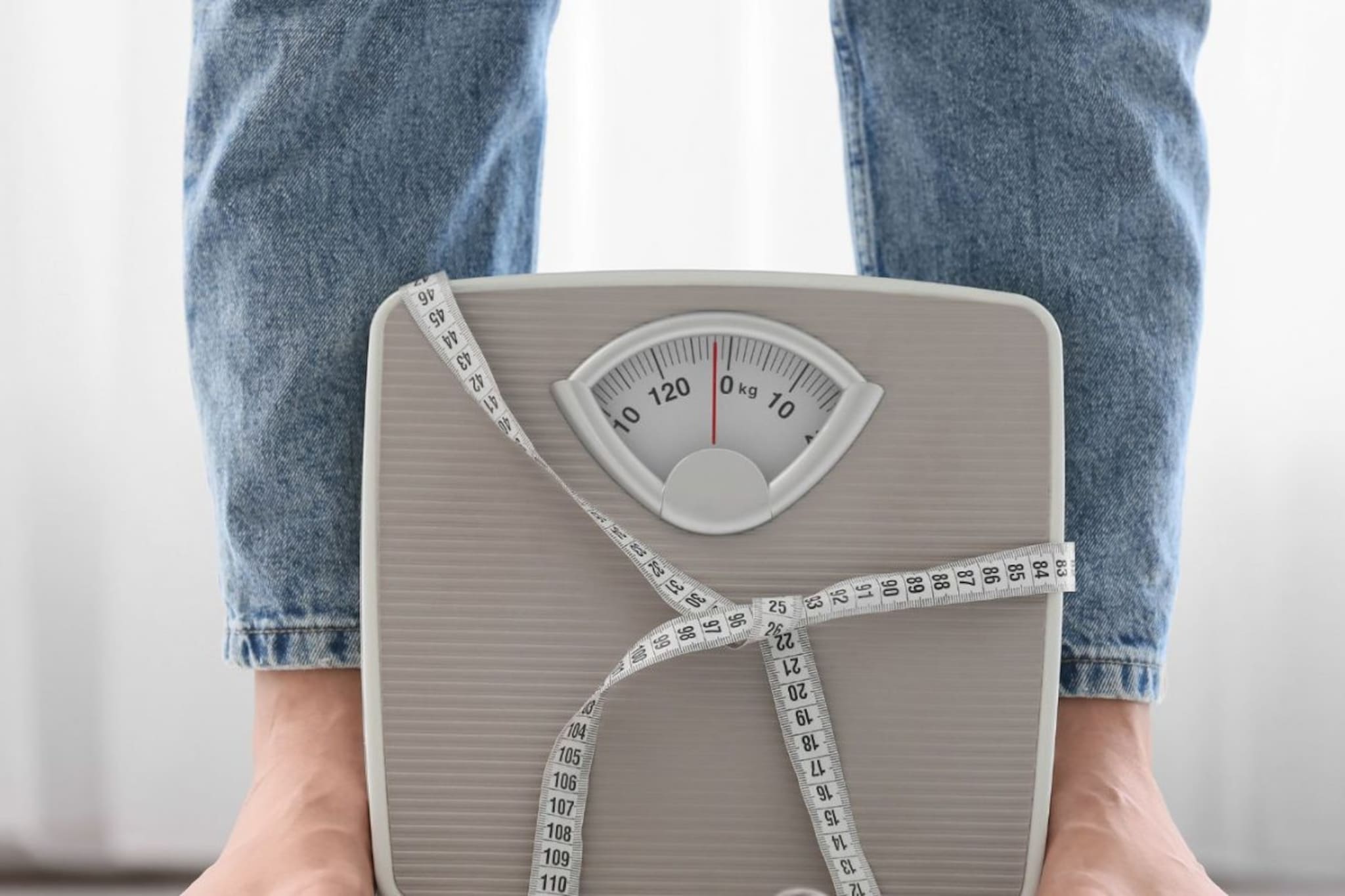 Weight Management : जिम, डाएट करुनही वजन कमी होत नाही ? समजून घ्या वजनाचं गणित Weight Management : जिम, डाएट करुनही वजन कमी होत नाही ? समजून घ्या वजनाचं गणित