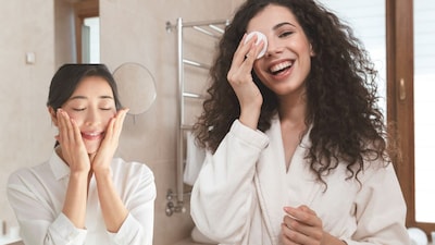 त्वचेला आणि केसांना हानिकारक असलेल्या गोष्टी