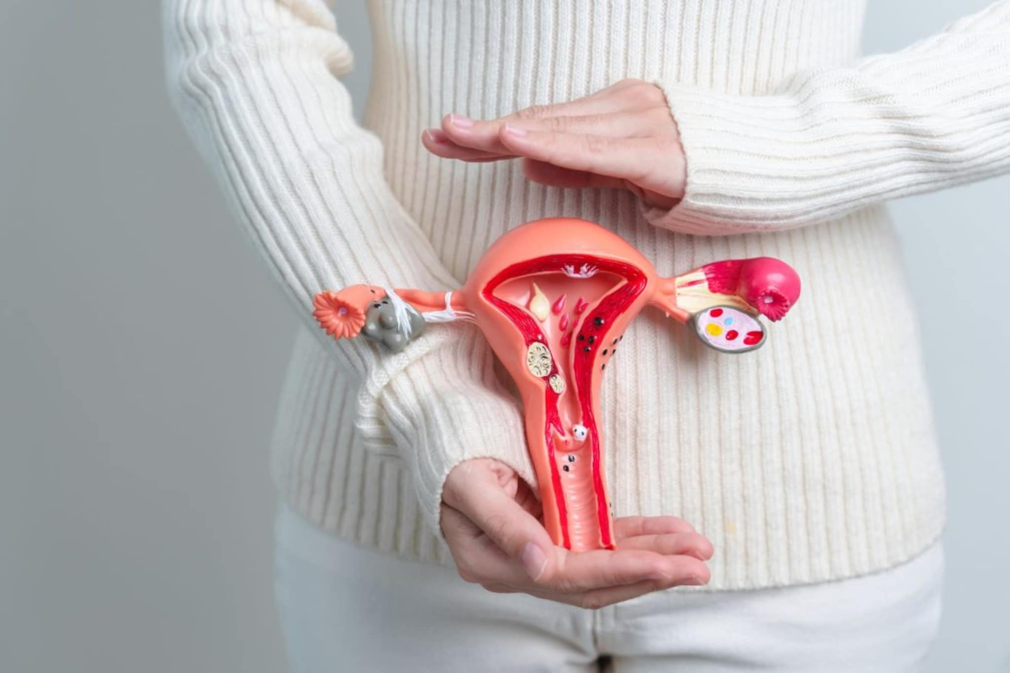 Cervical Cancer : HPV लस म्हणजे काय ? स्त्रियांसाठी HPV लसीकरण का महत्त्वाचं ?