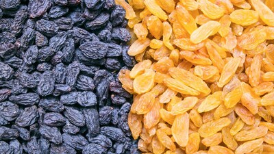 भिगोई हुई मनुका के फायदे: ऊर्जा, रोग प्रतिरोधक क्षमता और मजबूत हड्डियों के लिए