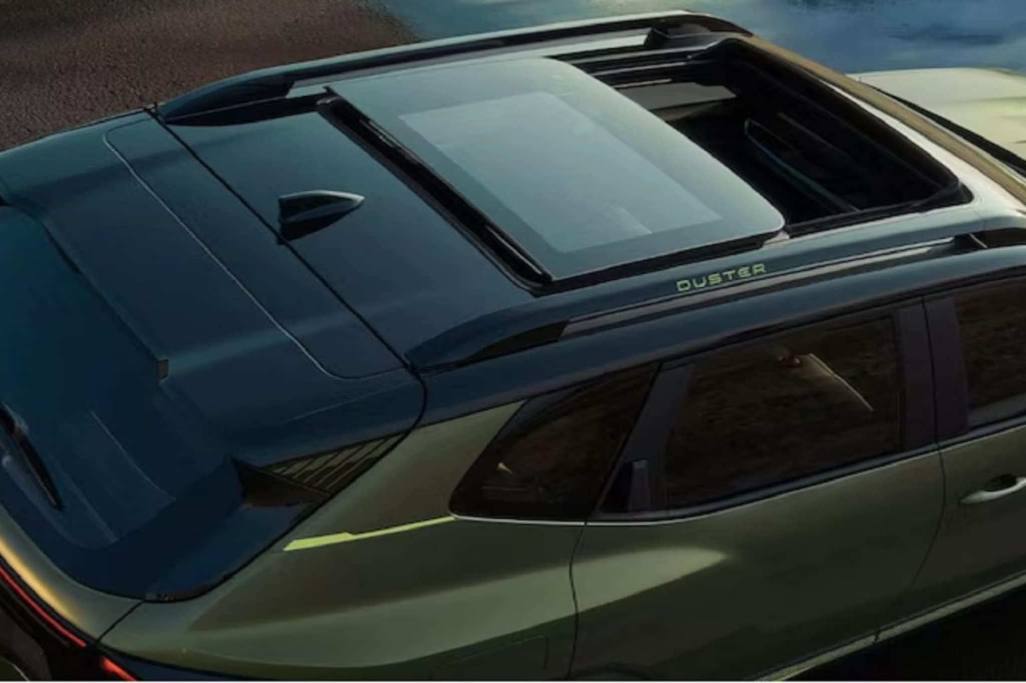 मार्केटमध्ये धुमाकूळ घालताय या SUV! 25KM मायलेज, सनरूफसह 6 एयरबॅग