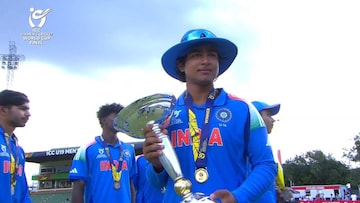 14 वर्षाच्या वैभवने बोर्डाची परीक्षा का बुडवली? वडिलांनी अखेर सत्य समोर आणलं 14 वर्षाच्या वैभवने बोर्डाची परीक्षा का बुडवली? वडिलांनी अखेर सत्य समोर आणलं