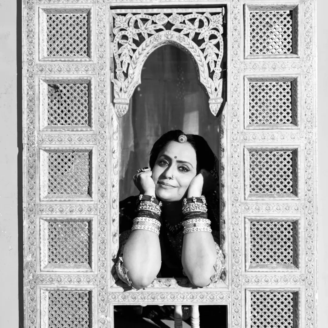 आई झाली वैरीण! वडिलांनी वाऱ्यावर सोडलं, सख्खी आईच अभिनेत्रीला देणार होती विष