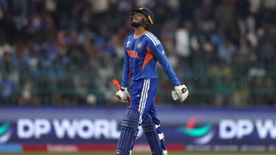 झिम्बाब्वेकडून तरी शिकायचं होतं! हिरोगिरी करायला गेलेला अभिषेक कुठे चुकला?