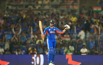 एका अर्धशतकानंतर 'ओव्हर कॉन्फिडन्स', युवराज भडकला, अभिषेकला चप्पल दाखवली!