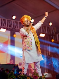 त्या सिनेमामुळे अवधूत गुप्तेवर आलेली मुंबई सोडण्याची वेळ त्या सिनेमामुळे अवधूत गुप्तेवर आलेली मुंबई सोडण्याची वेळ