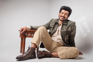 Bigg Boss च्या घरात नीट चालताही येत नव्हतं, आयुषच्या पायाला नेमकं झालेलं काय?