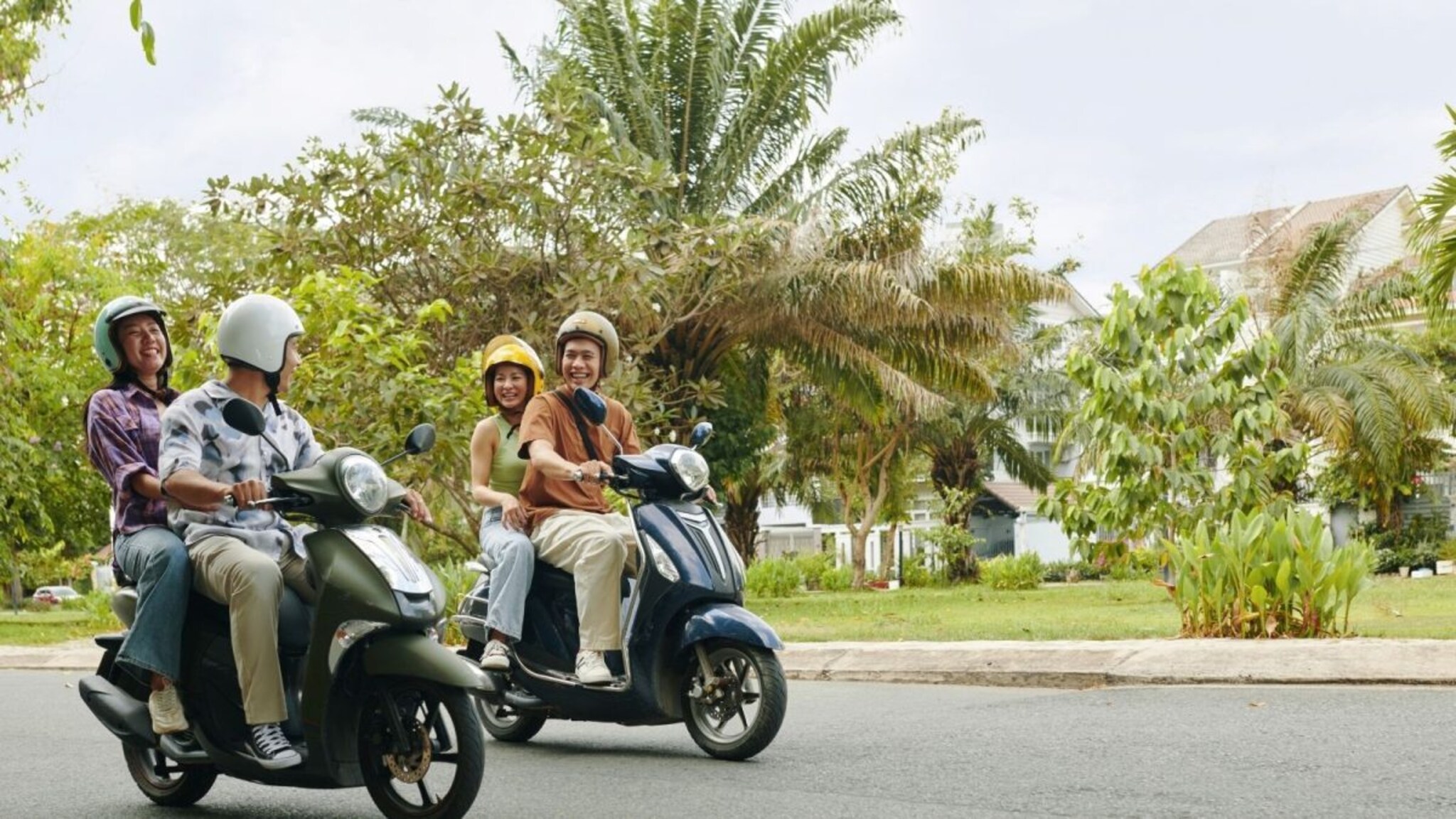 Bike Mileage : रोज कामासाठी 10 किमी प्रवास करता? मग किती CC ची बाईक ठरेल फायदेशीर? कोणती वाचवेल तुमचे पैसे