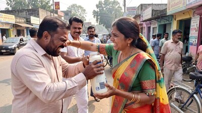 दूध विवाद में पत्नी ने पति को जांघ में चाकू मारा, बुलढाणा में चौंकाने वाली घटना.