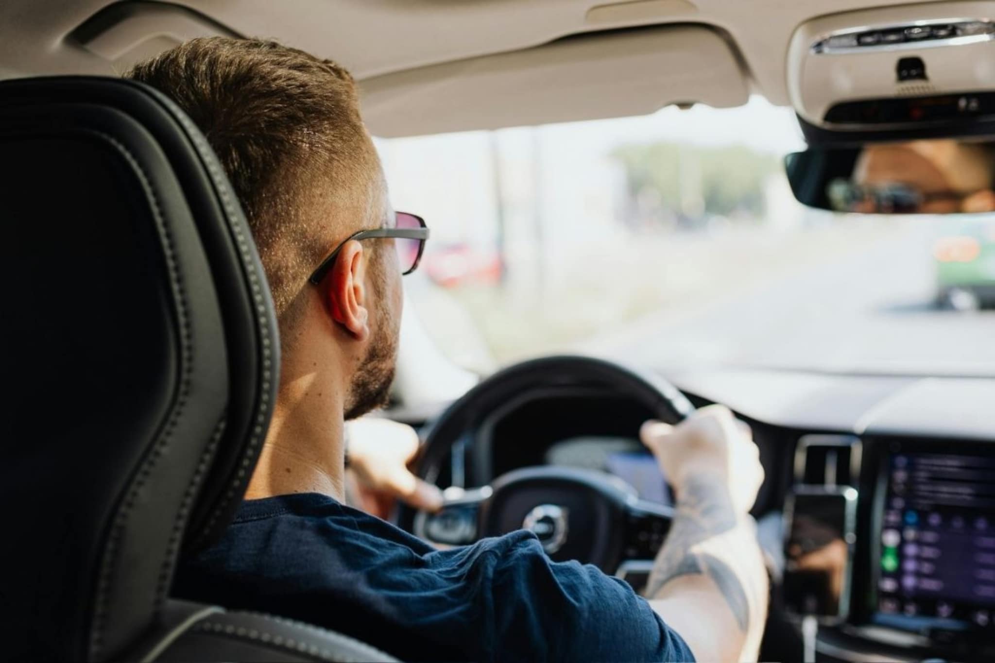 कोणत्या Speed ने कार चालवली तर मिळेल चांगला मायलेज? अनेकांना उत्तर माहित नाही